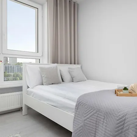Przestronny Z Klimatyzacja, Balkonem I Parkingiem By Renters Апартаменты Люблин