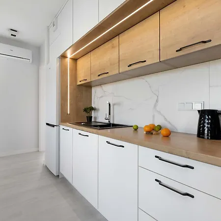Апартаменты Przestronny Z Klimatyzacja, Balkonem I Parkingiem By Renters *