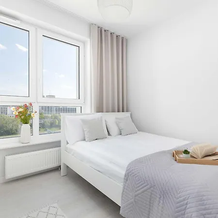 Przestronny Z Klimatyzacja, Balkonem I Parkingiem By Renters Апартаменты