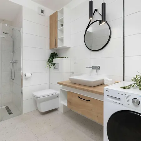 Апартаменты Przestronny Z Klimatyzacja, Balkonem I Parkingiem By Renters Люблин