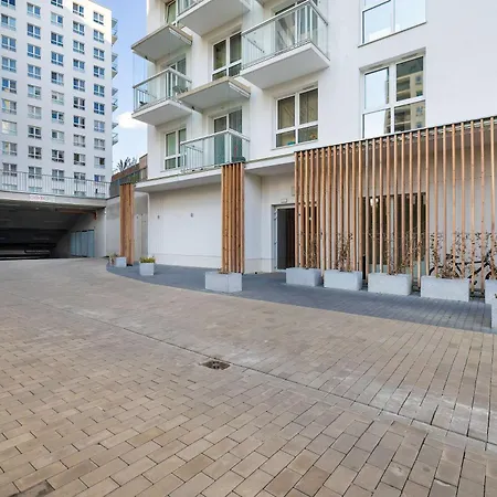 Przestronny Z Klimatyzacja, Balkonem I Parkingiem By Renters * Люблин